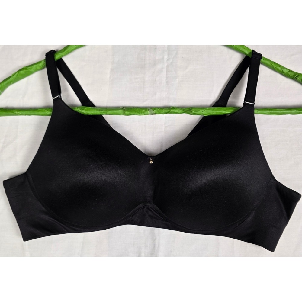 Cacique Bra 44B Black Invisible‎ Back Smoother No Wire Lightly Lined Comfort